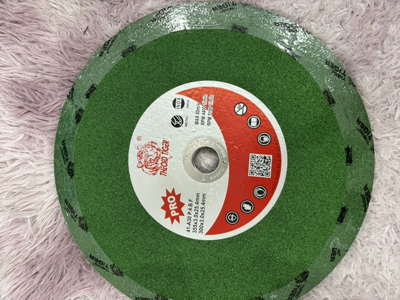 Đá Cắt Tiger 300 Xanh Pro