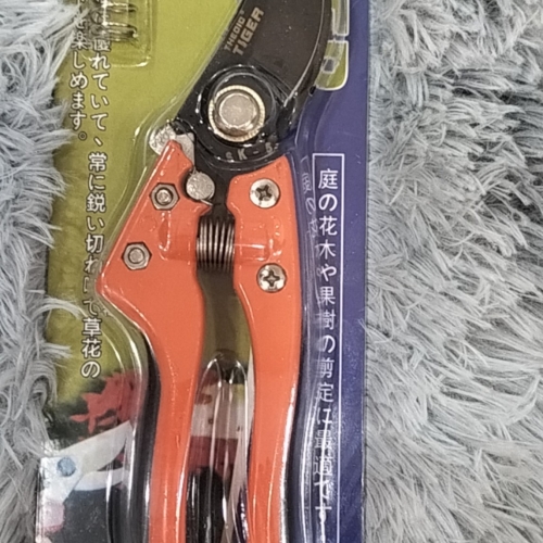 Kéo Cành Tiger SK-5 Cam Má đen Tay sắt