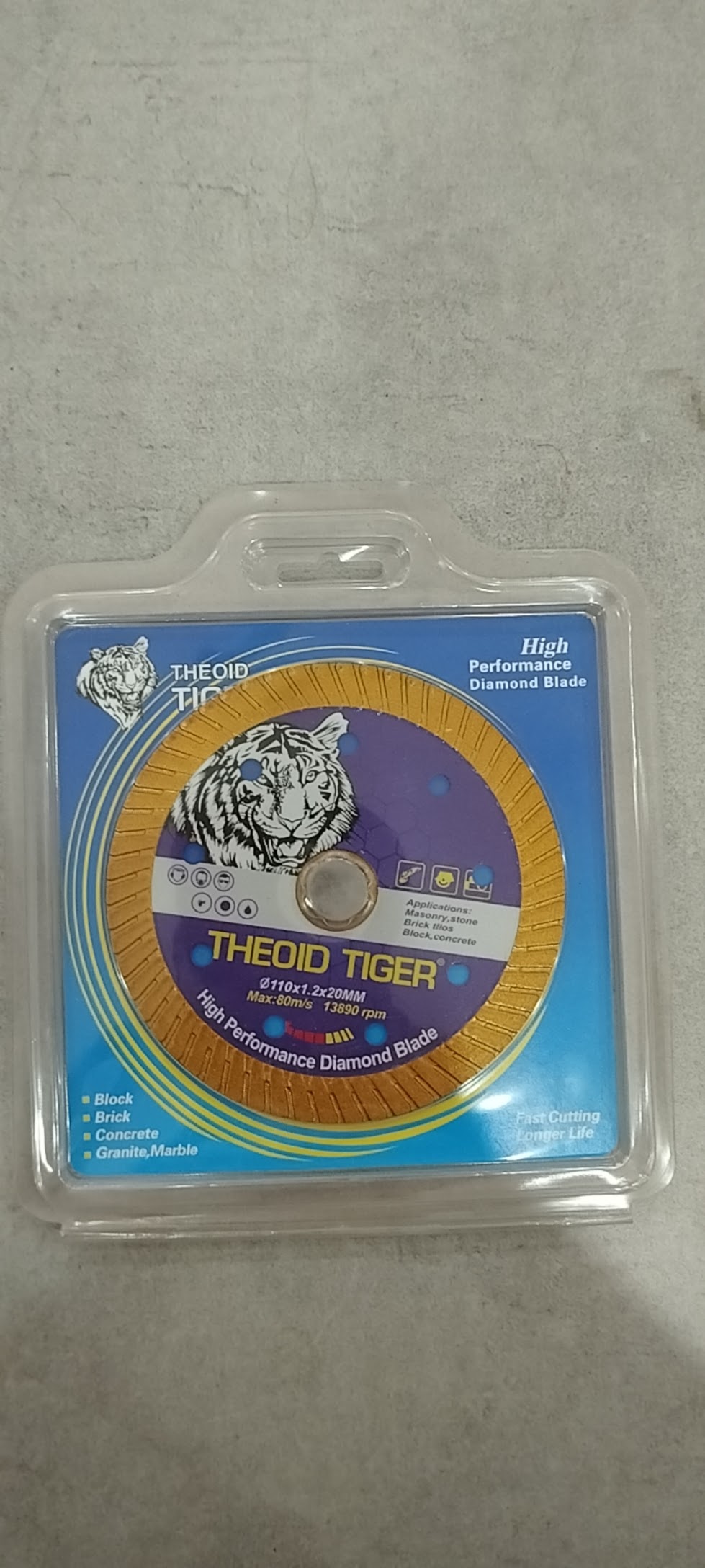 Lưỡi Đa Năng Tiger 110 Viền Vàng Xịn
